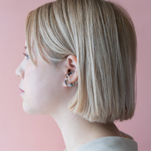 画像をギャラリービューアに読み込む, Earcuff イヤーカフ(C07 flower gray)