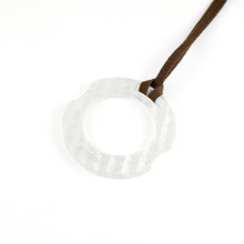 画像をギャラリービューアに読み込む, Pendant Loupe ペンダントルーペ<KOC>(T22 white veil)