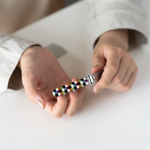 画像をギャラリービューアに読み込む, Nail clippers 爪切り(386 yellow horn)