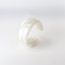 画像をギャラリービューアに読み込む, Bangle バングル<Wide>(B71 milky white)
