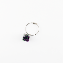 画像をギャラリービューアに読み込む, Earcuff イヤーカフ＜キューブ＞（C05 flower purple）
