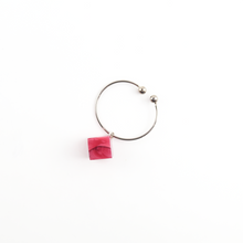 画像をギャラリービューアに読み込む, Earcuff イヤーカフ＜キューブ＞（CX6 fresh pink）
