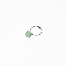 画像をギャラリービューアに読み込む, Earcuff イヤーカフ＜キューブ＞（701 marble mint）
