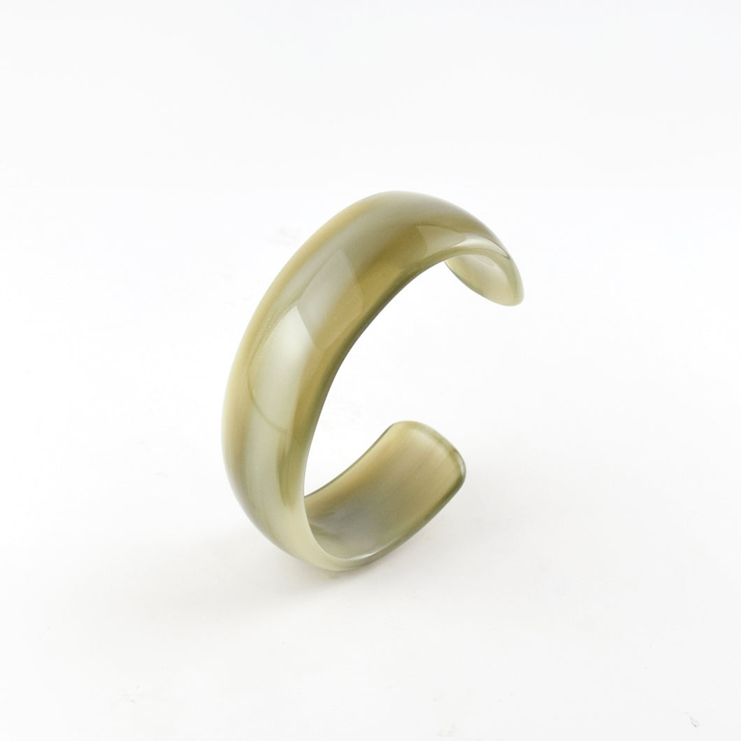 Bangle バングル＜Shell＞（821 moss green）