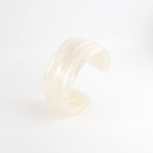 画像をギャラリービューアに読み込む, Bangle バングル＜Wide＞（H60 white）
